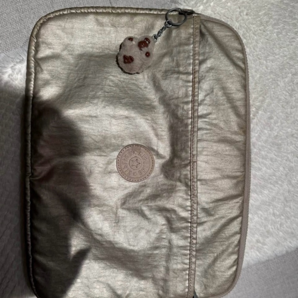 Kipling Metallic Gold Laptop